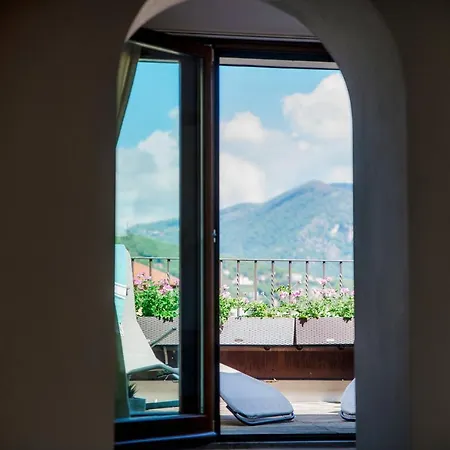 Exclusive Penthouse - By Myhomeincomo (adults Only) Apartamento Como
